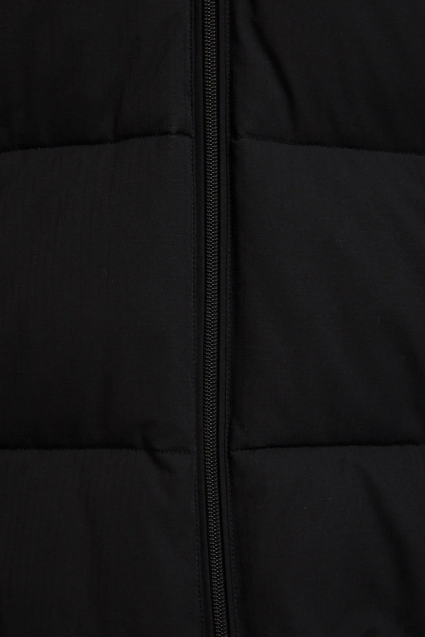 New Elvine Bjarne Black